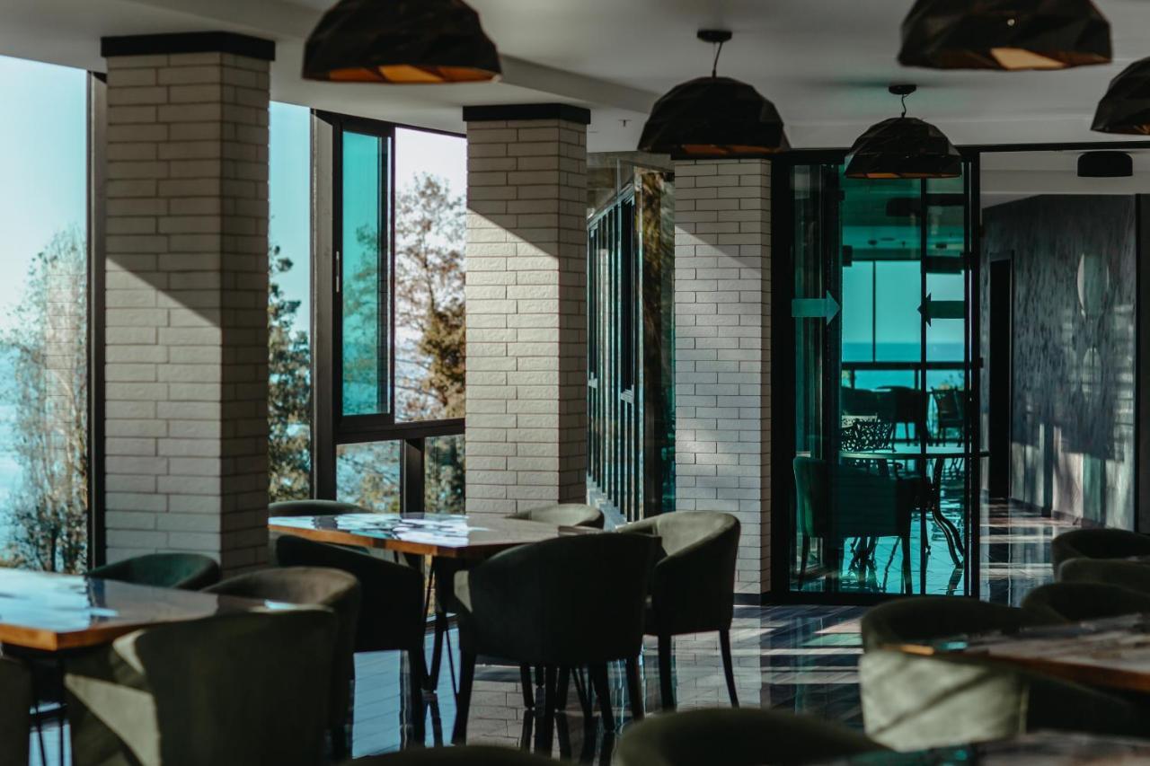 Capo Verde Hotel Batumi Kültér fotó