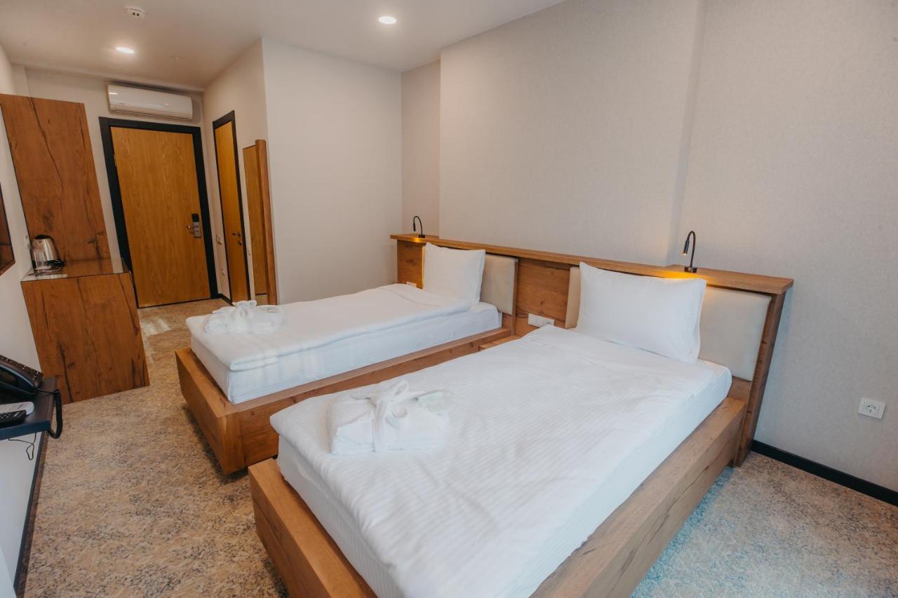 Capo Verde Hotel Batumi Kültér fotó