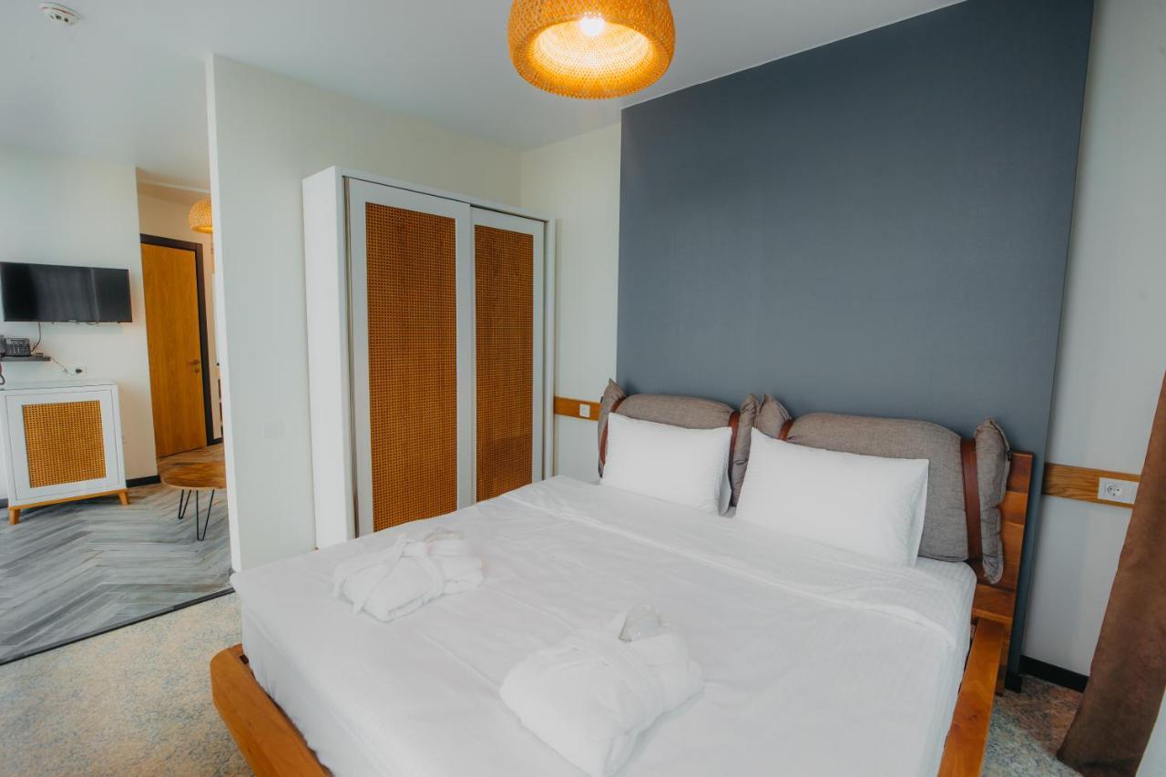 Capo Verde Hotel Batumi Kültér fotó