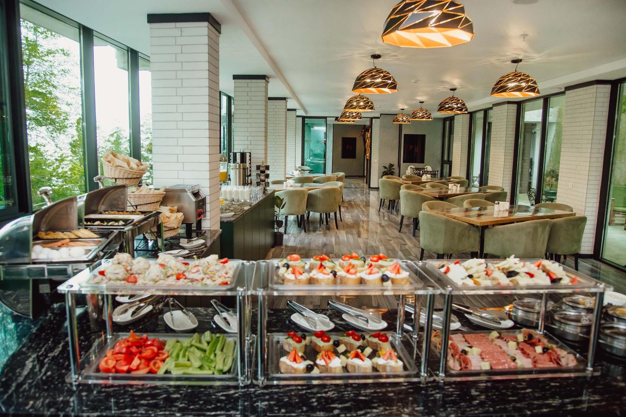 Capo Verde Hotel Batumi Kültér fotó
