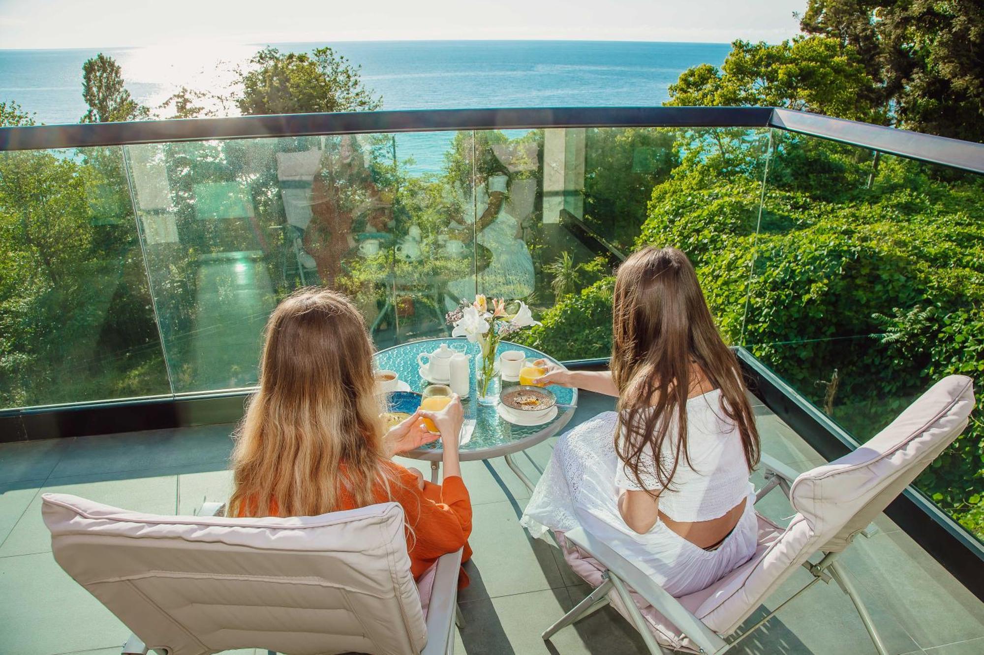 Capo Verde Hotel Batumi Kültér fotó