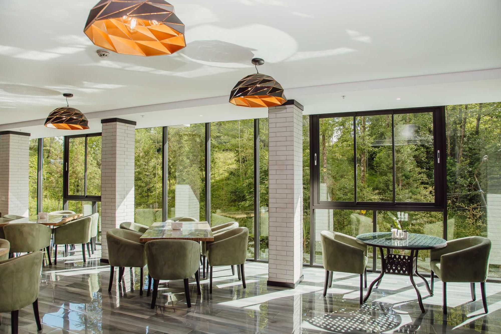 Capo Verde Hotel Batumi Kültér fotó